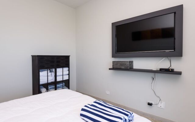 Omar do Rio - Apartamento V106