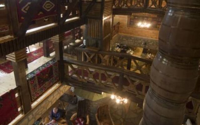 Komnenovo etno selo Kula Damjanova