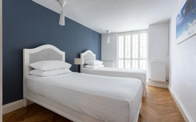 Ossington Street by Onefinestay