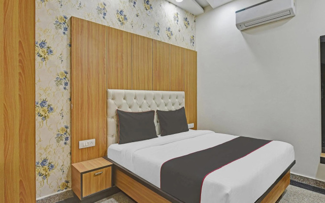 Collection O 86478 Hotel Greenleaf