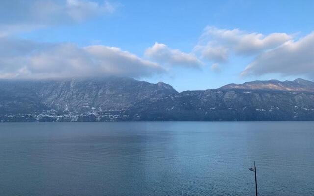 Le Lamartine, vue magnifique face au Lac du Bourget
