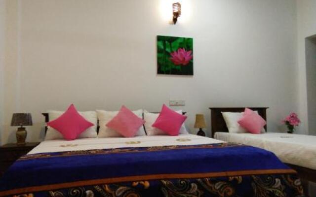 Yoho Lotus Dreams Guest House