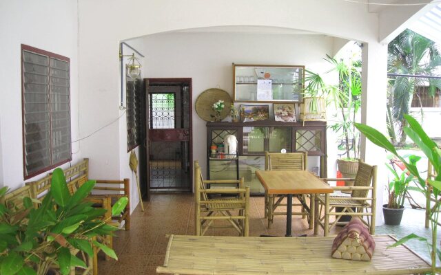 Srikrung Guesthouse