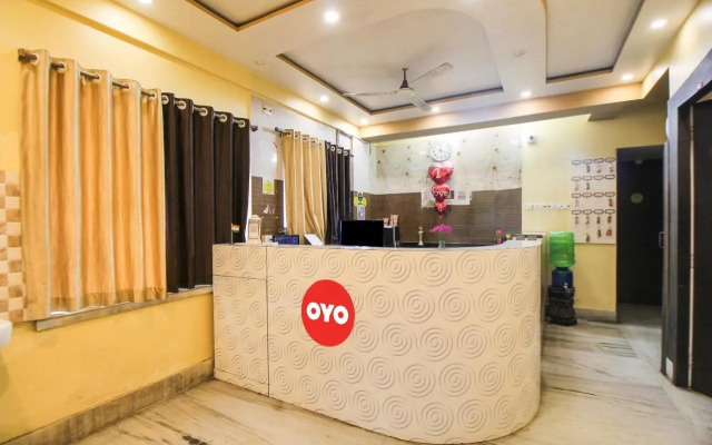 OYO Flagship 70359 Ecopark Guest House