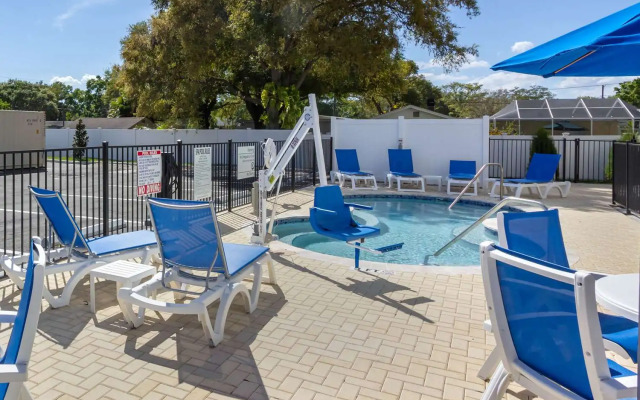 Sleep Inn & Suites Tampa South