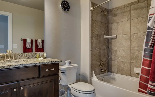 Desert Edge 3 Bedroom Townhouse by RedAwning
