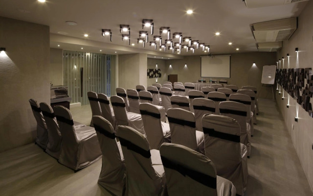 Hotel Carrefour