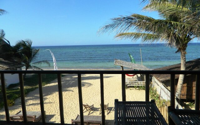Bahari Beach Resort