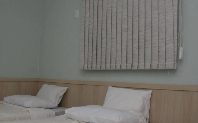 Santa Felicidade Hotel