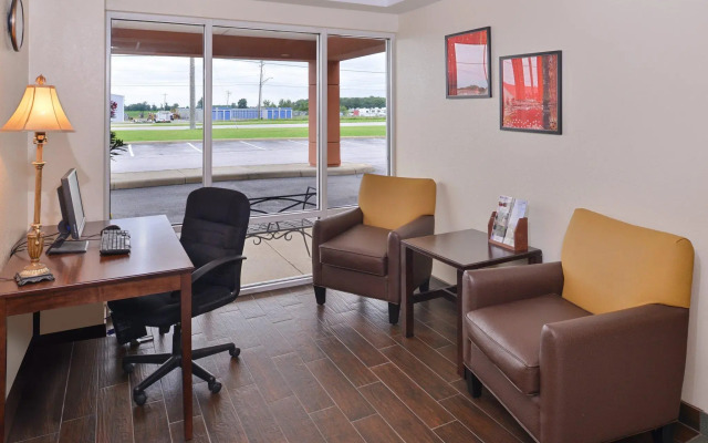 Red Roof Inn Clyde