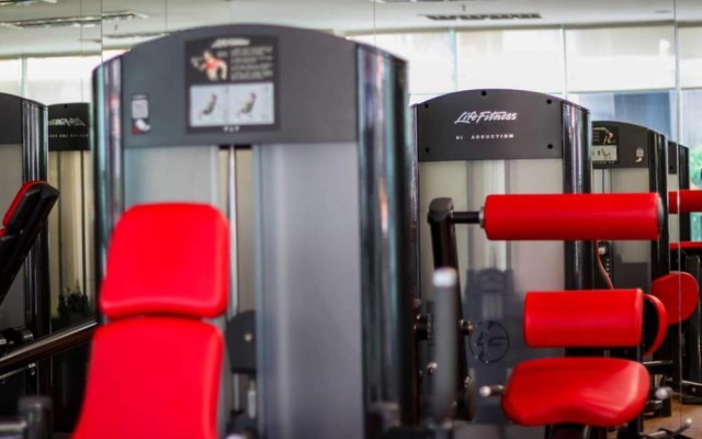 Soho Suites At Klcc By Plush