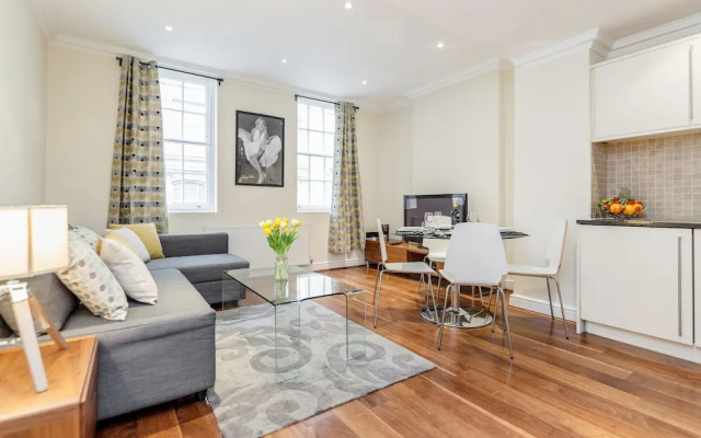 Spectacular Strand Two Bed Apartment