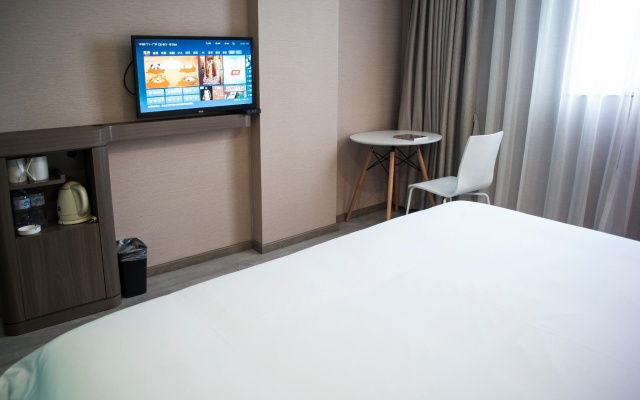 Hanting Hotel Zhanjiang Pedestrian Street – Guest Rooms – Zhanjiang