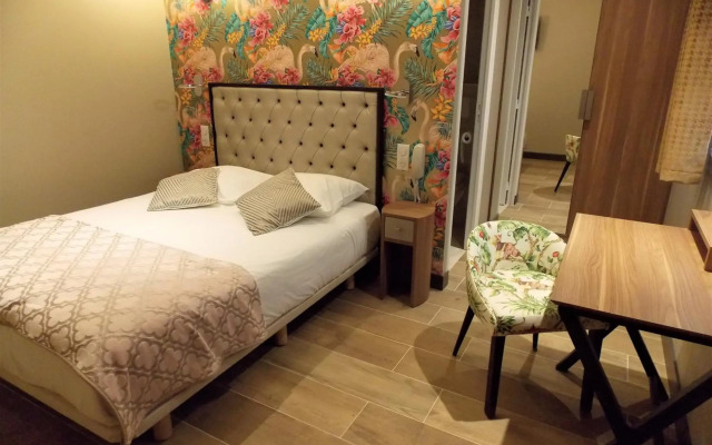 Hotel Excelsior Batignolles