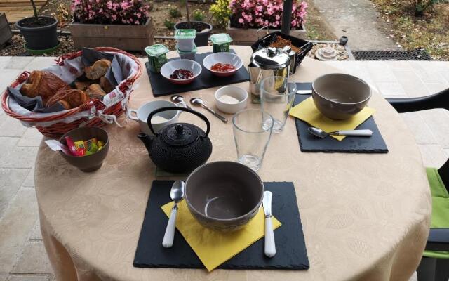 Les Eléphants Bleus