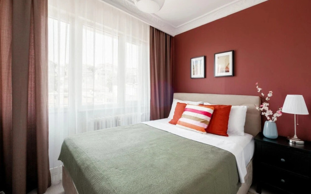 Sea View Flat w Balcony 5 min to Dolmabahce Palace