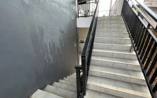 Hotel O Kost Maharaja Near Maros