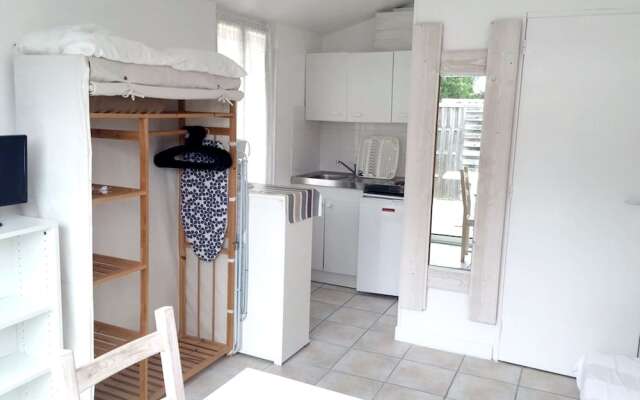 Studio in Rivedoux-plage, With Pool Access, Enclosed Garden and Wifi -