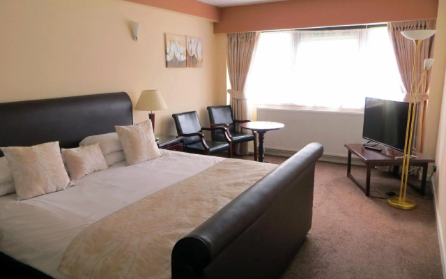 The Waterside Hotel