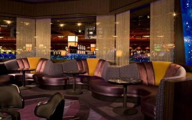 Eastside Cannery Casino Hotel