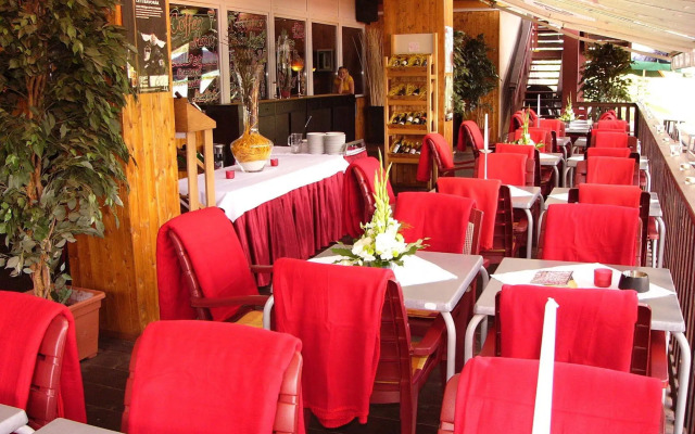 Hostel - With Private Entrance