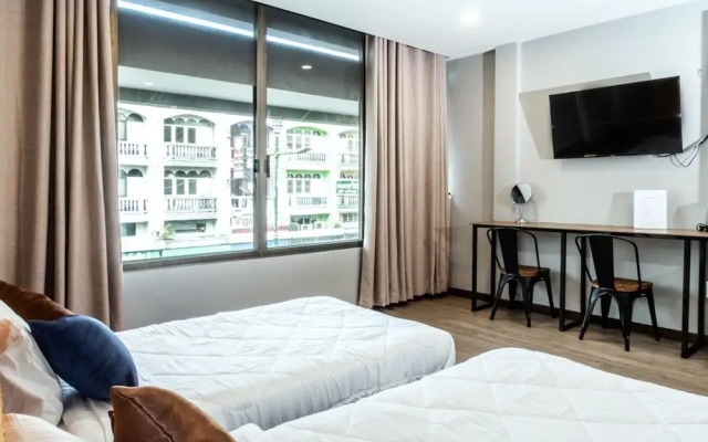 Full Moon' House - Hostel