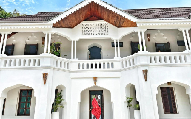 The Manor House by Sansi