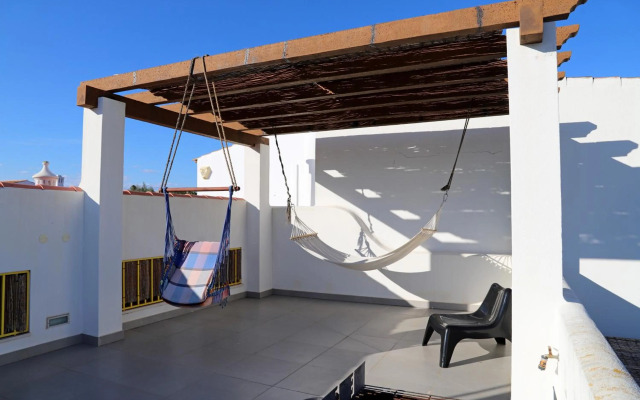 Country Club By Garvetur