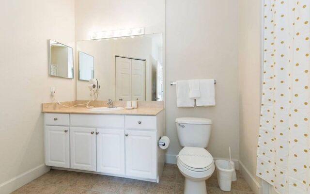 Lucaya Village - 3040 Polynesian Isle Blvd