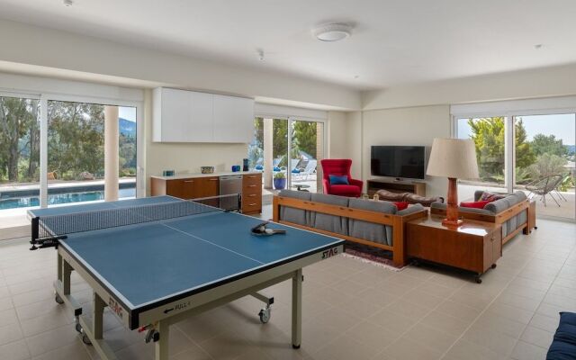 Hilltop Luxury Villa