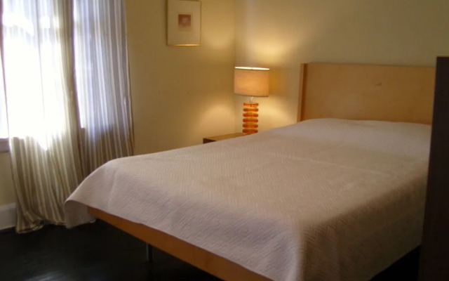 Hopkins Park Bed and Breakfast