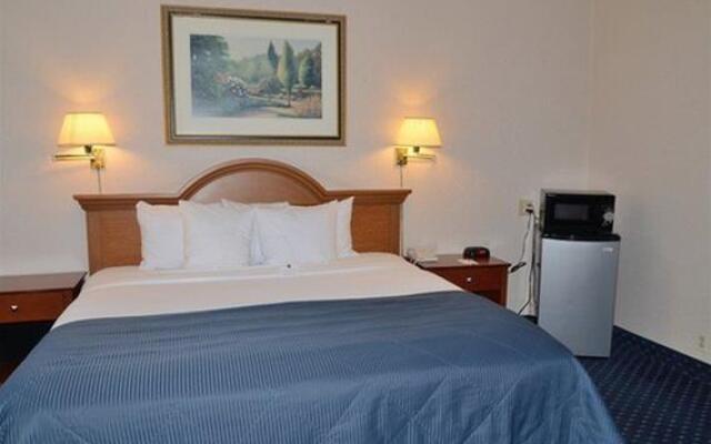 Clarion Hotel & Conference Center