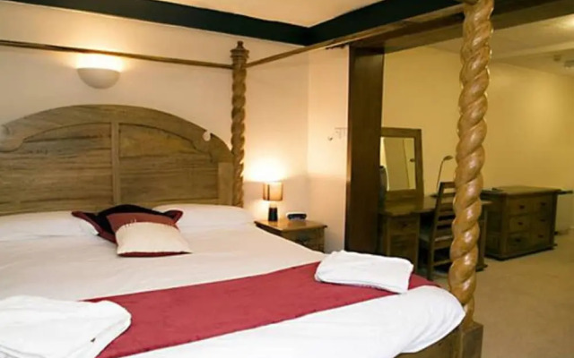 The Peacock Country Inn