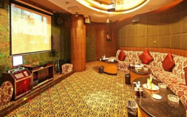 Jinling Danyang Hotel