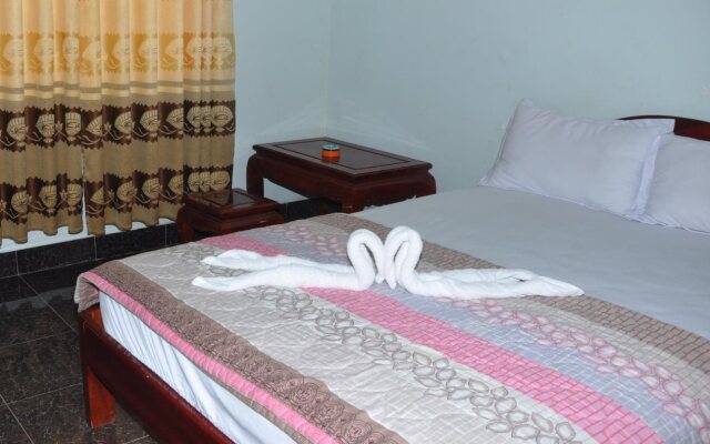Lum Dong Tien Hotel