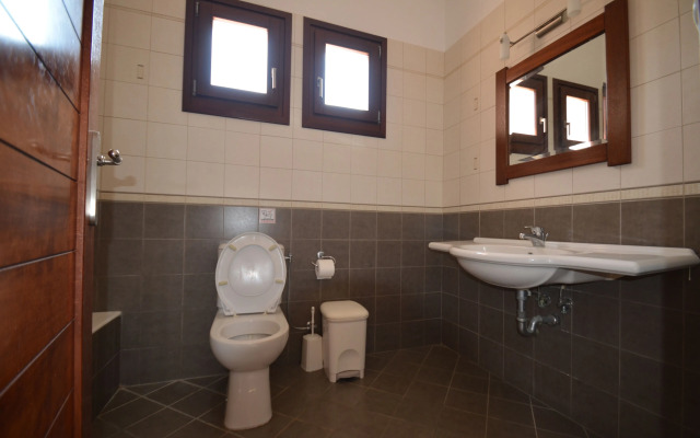 Marianthi Studios & Apartments