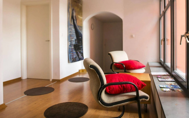 Cukrarna Hostel