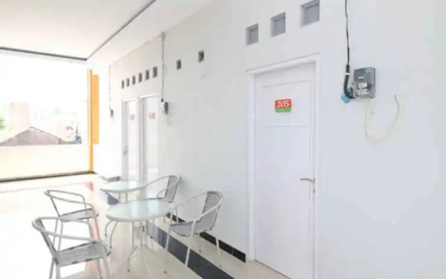 D'Raffles Syariah Near Ambarukmo Plaza