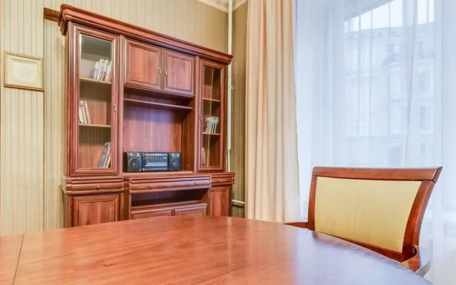 Ludwig Apartments on Nevskiy 107