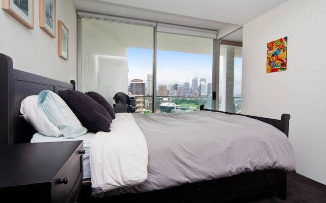TT804 Stunning 1BR great views
