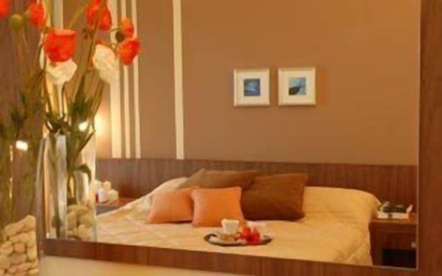 Venus Hotel & Suites