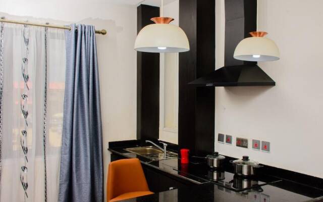 James Court Hotel & Luxury Apartments