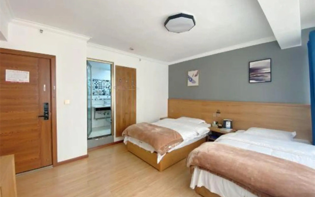 Light hotel