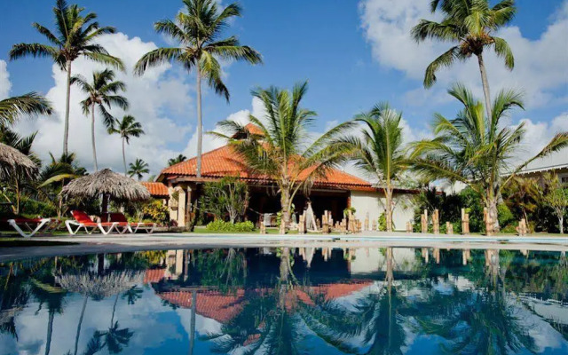 Punta Blanca Golf & Beach Resort