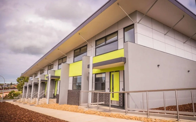 Deakin Geelong Units