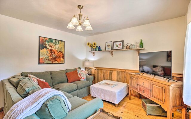 Charming Cottage < 10 Mi to Wineries & Skiing!