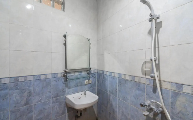 OYO 228 Hotel Lodaya
