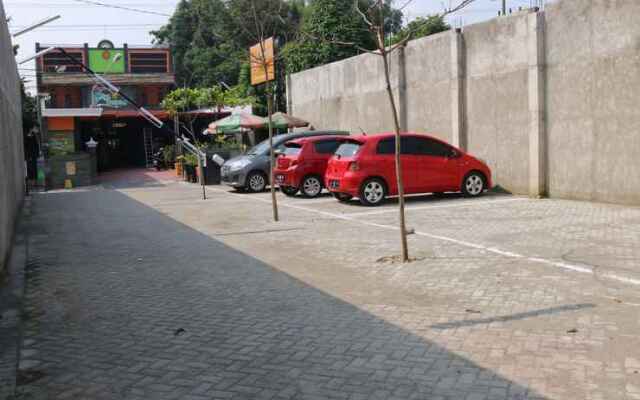 Griya Banaran Home Stay Kediri