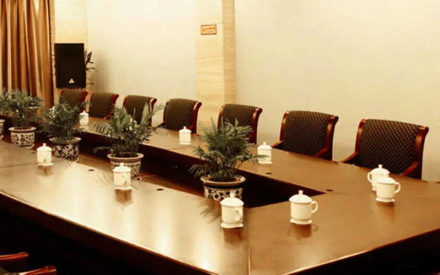 West Lake Garden Hotel