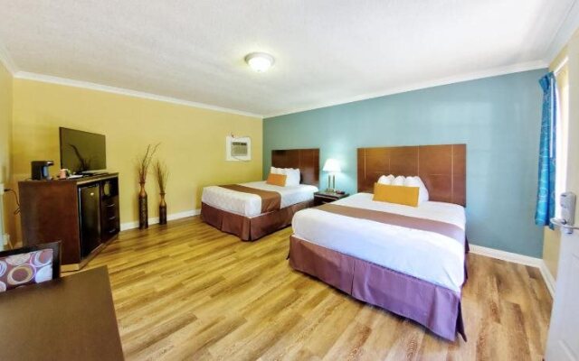 Palm Tropics Motel
